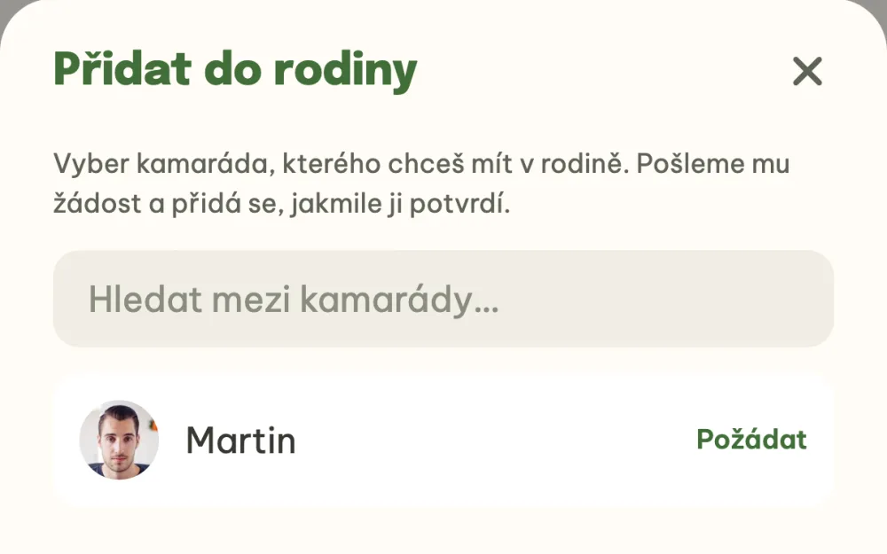 Přidat do rodiny s výběrem kamaráda a tlačítkem Požádat
